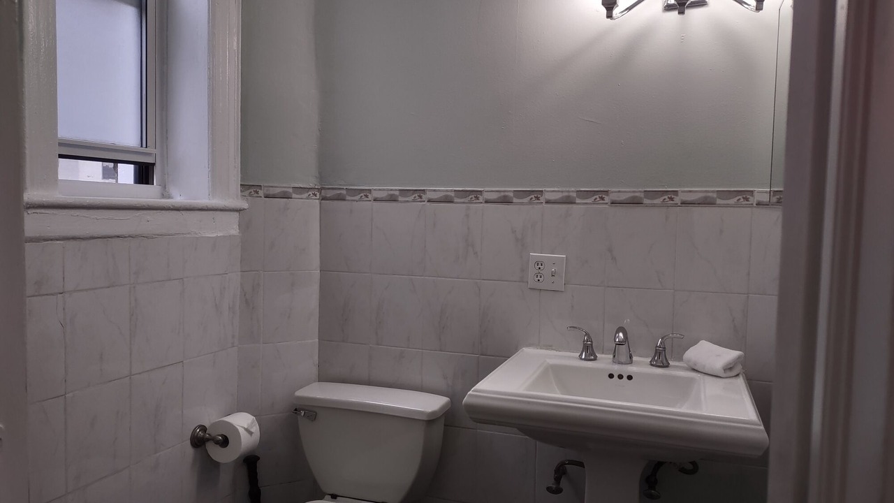Photo of Bathroom in Harlem