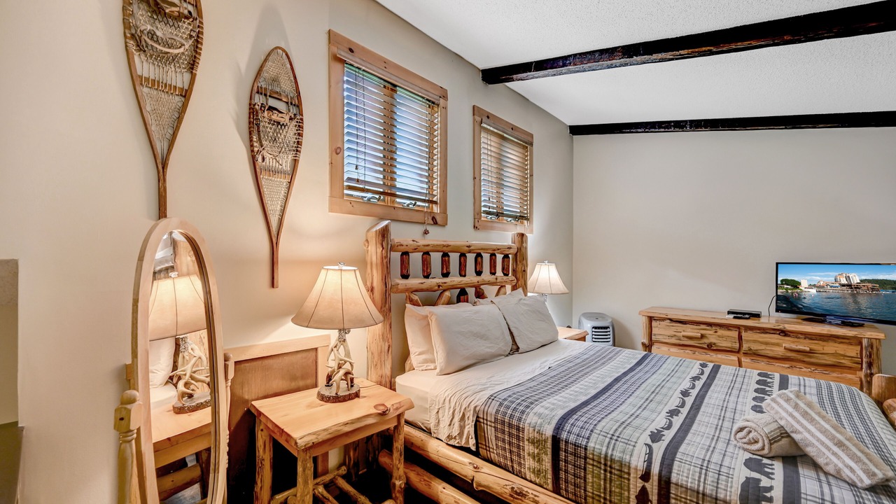 Photo of Bedroom in Village at Camelback