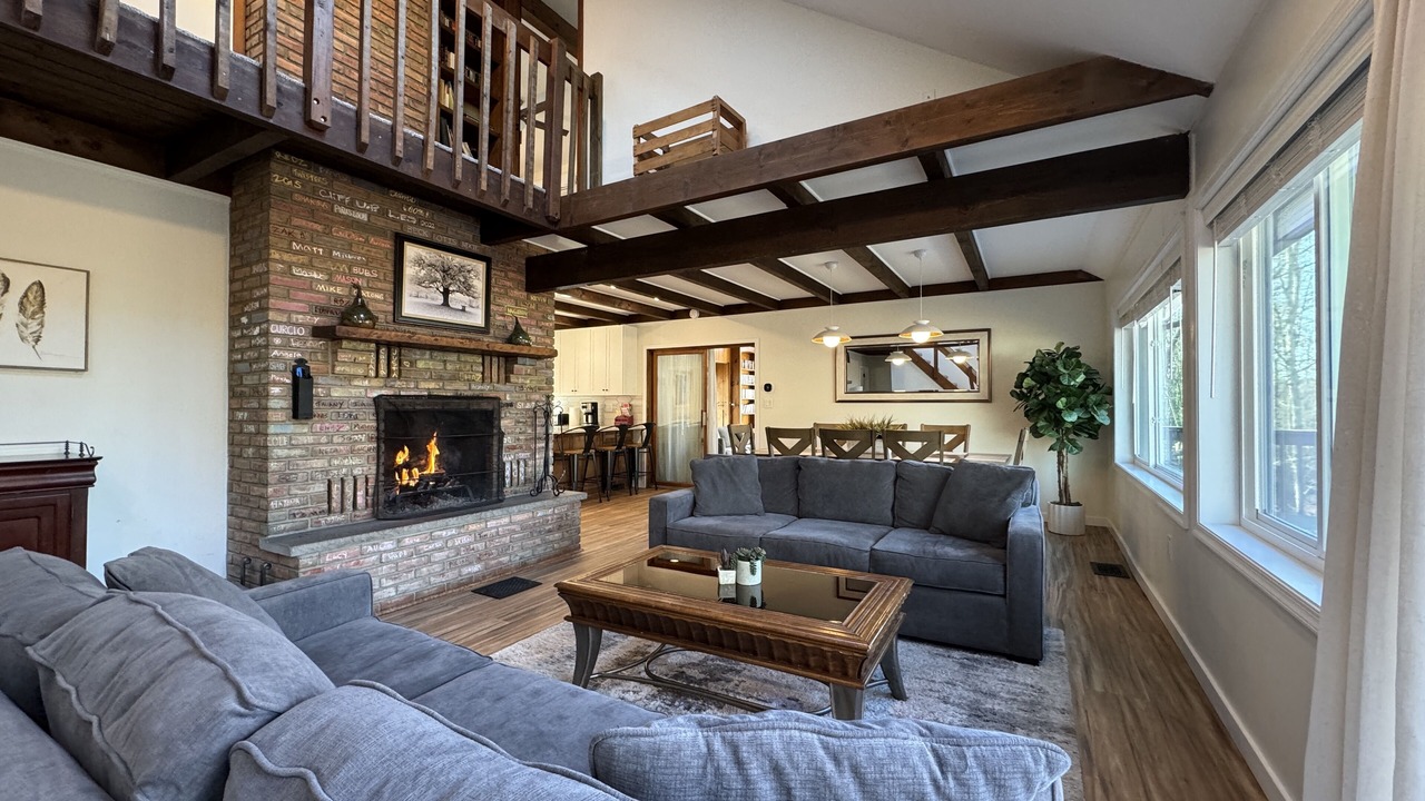 Photo of Livingroom in Bushkill