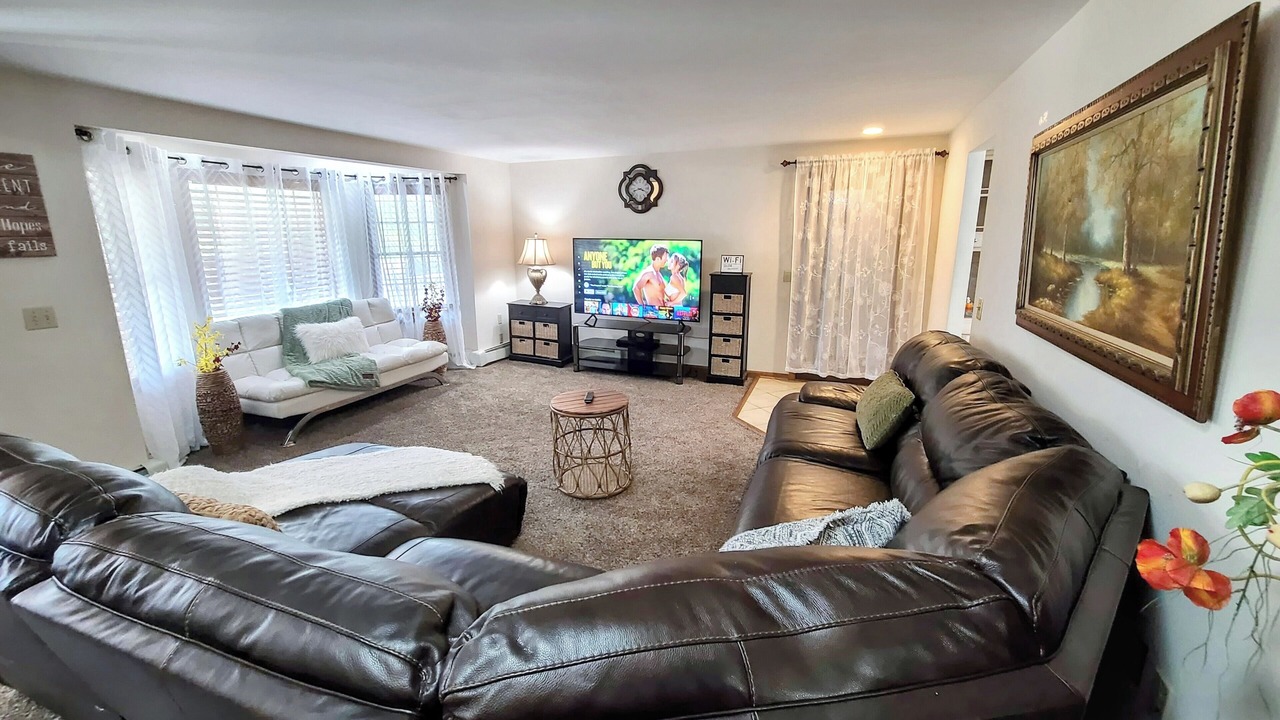 Photo of Livingroom in East Stroudsburg
