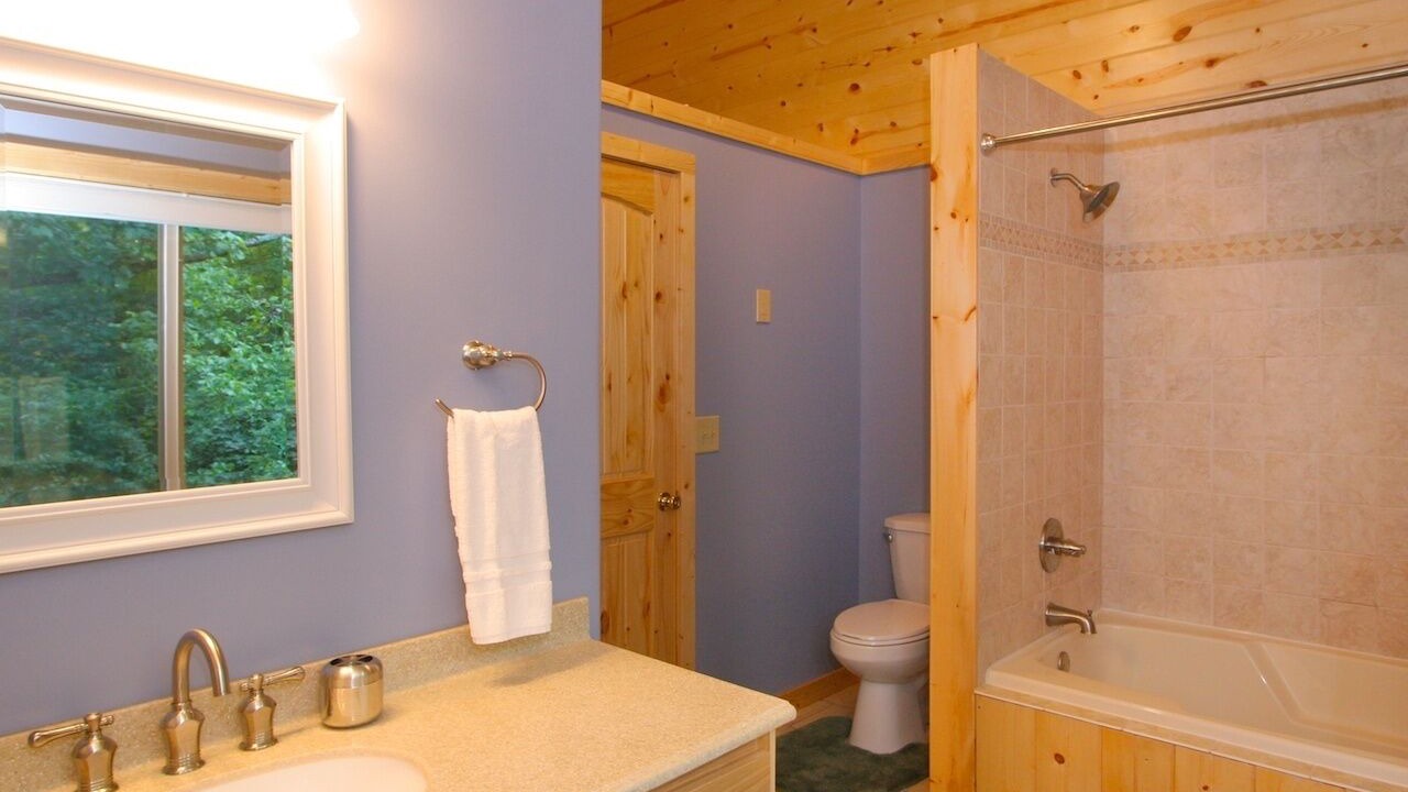 Photo of Bathroom in Helen