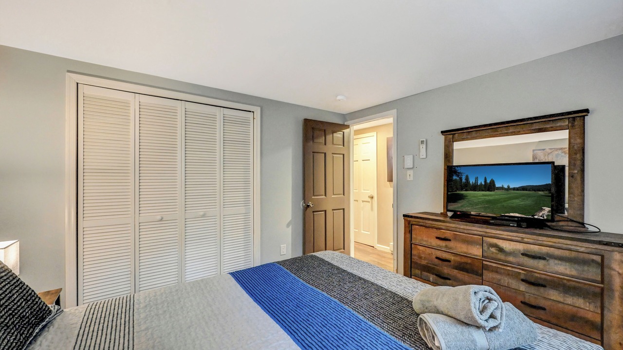 Photo of Bedroom in Village at Camelback