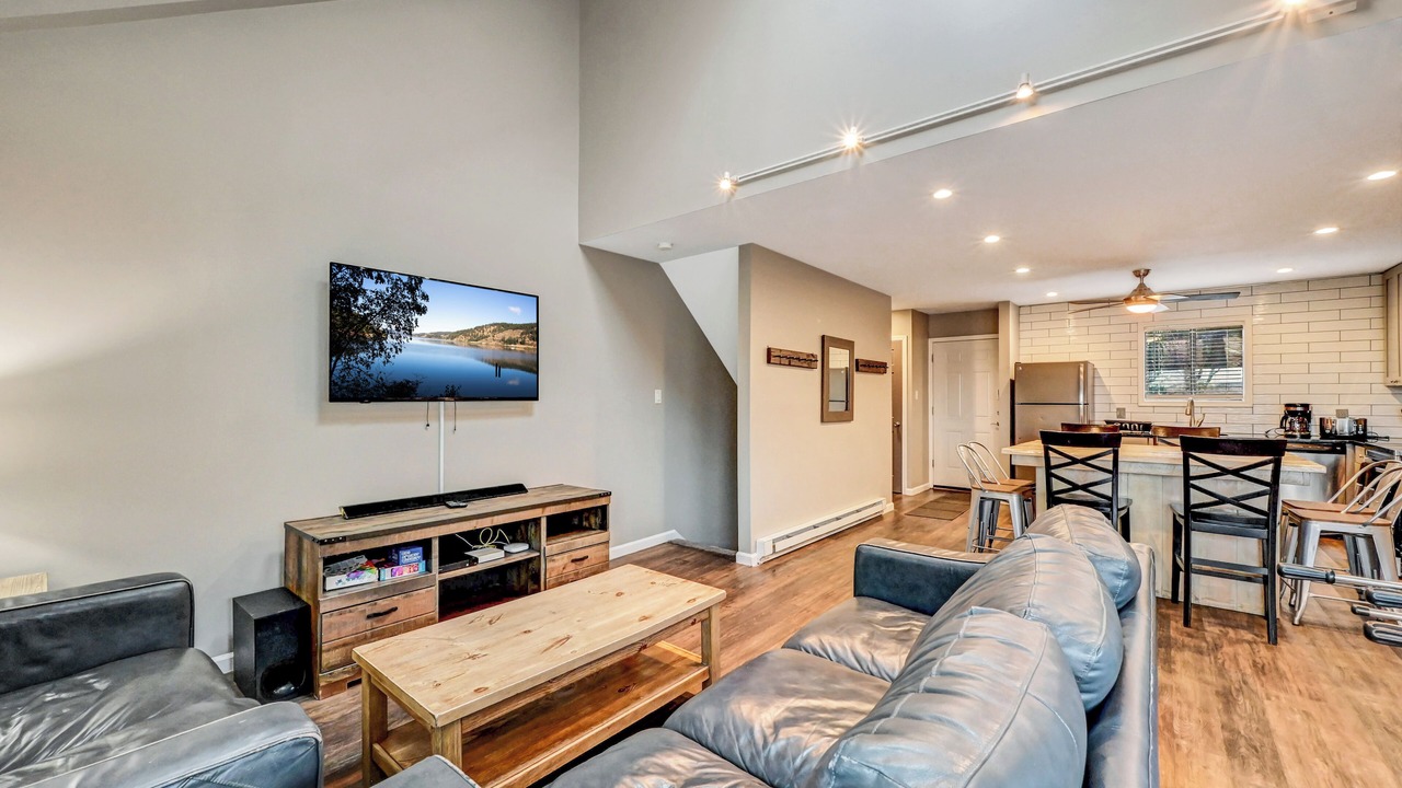 Photo of Livingroom in Village at Camelback