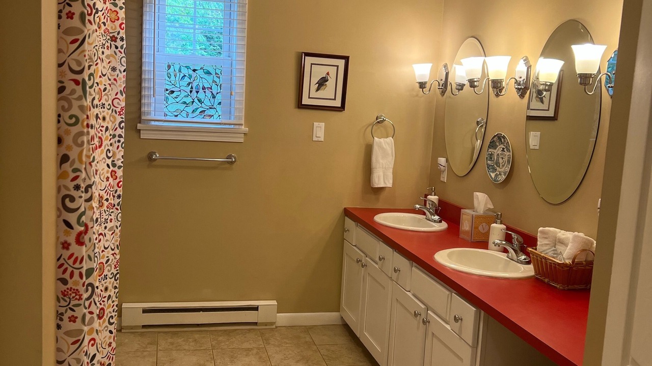 Photo of Bathroom in Perrysville