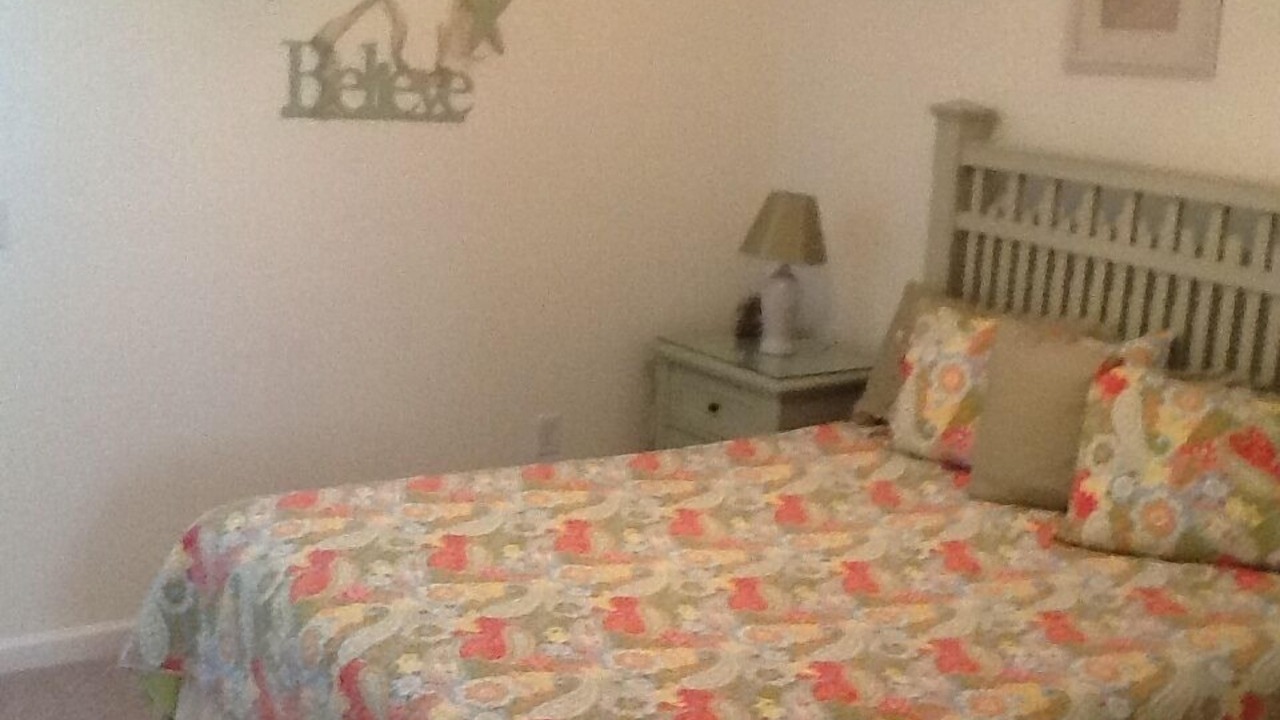 Photo of Bedroom in Beach Haven