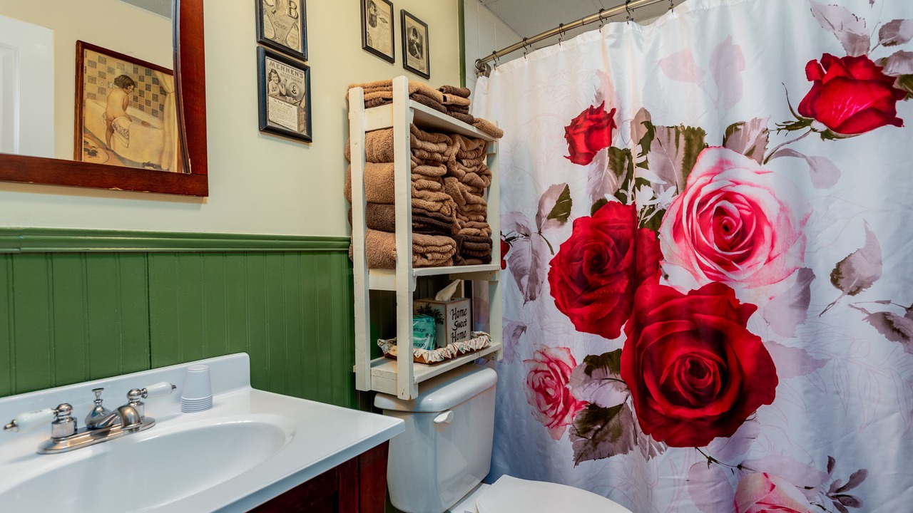 Photo of Bathroom in Gettysburg
