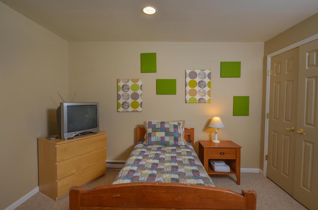 Photo of Bedroom in North Glade Hills
