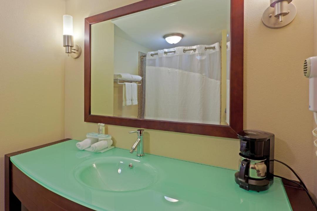 Photo of Bathroom in Ruthdale