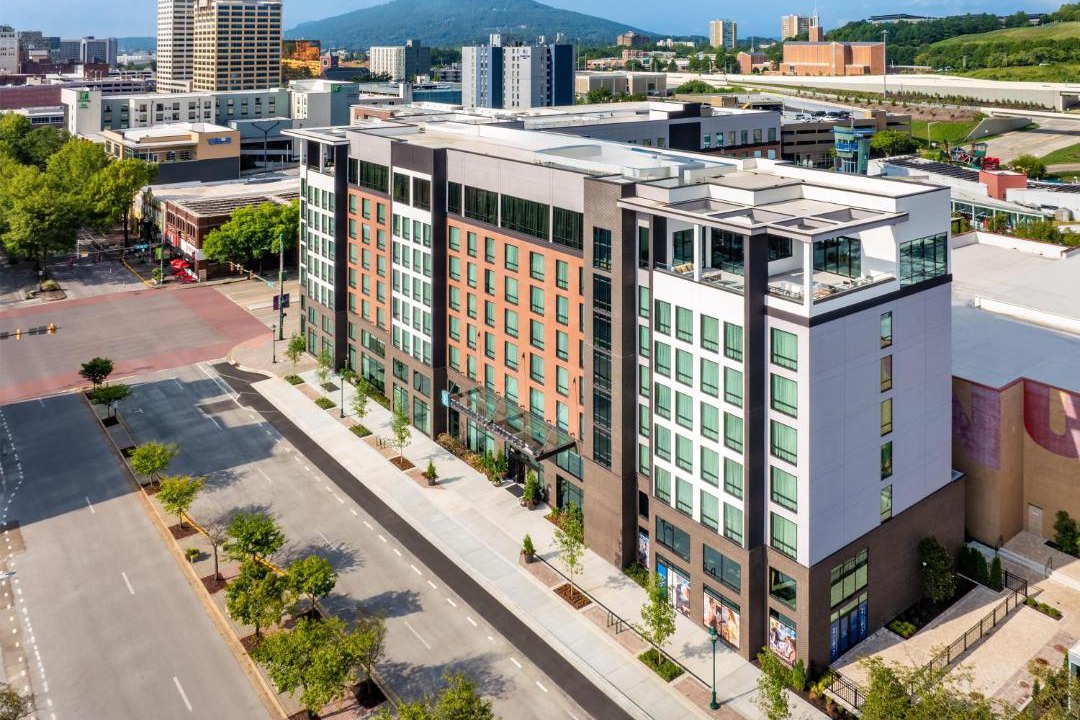 Photo of Others in Downtown Chattanooga
