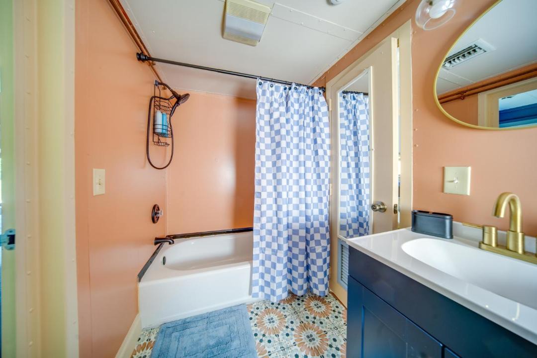 Photo of Bathroom in Adrian Furnace