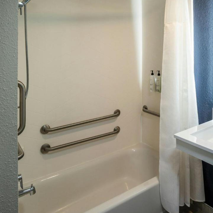 Photo of Bathroom in Homeacre-Lyndora
