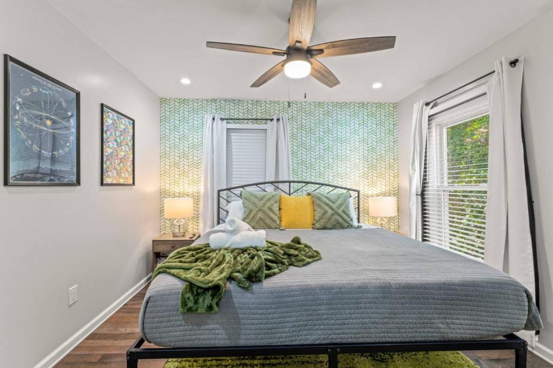 Photo of Bedroom in Pittsburgh