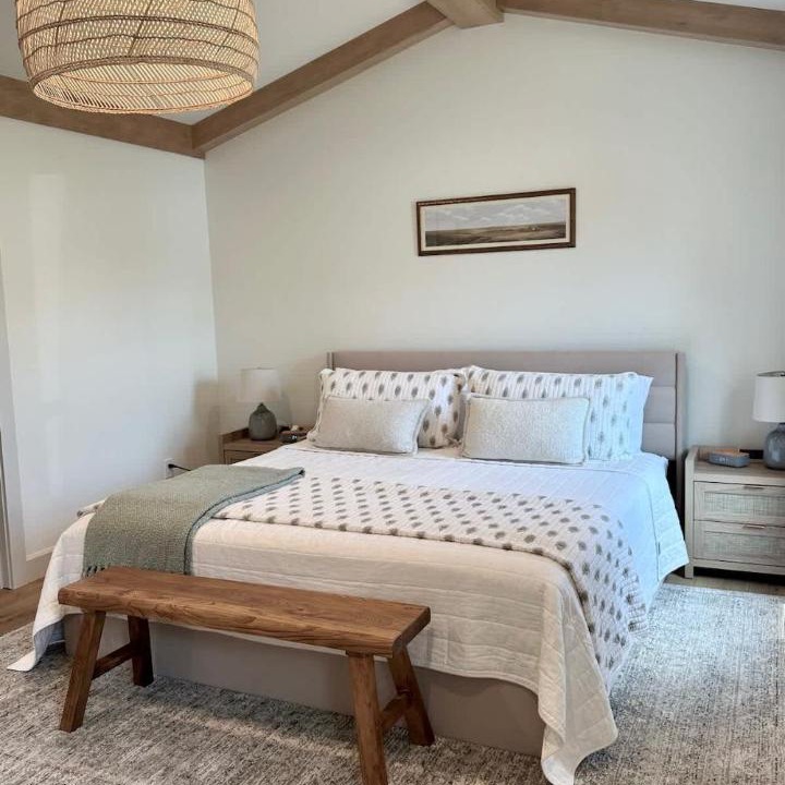 Photo of Bedroom in Winesburg