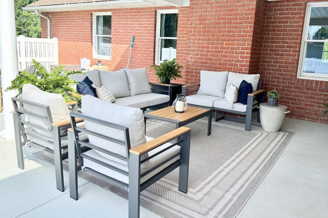 Photo of Patio Balcony in Winesburg