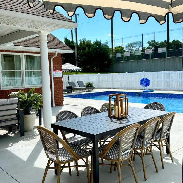 Photo of Patio Balcony in Winesburg