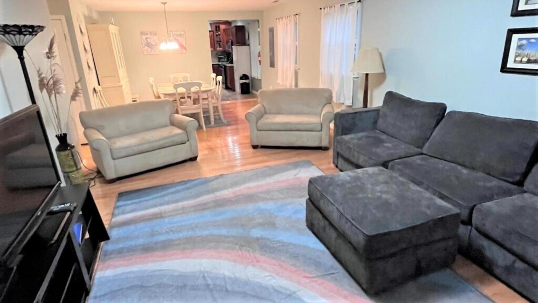 Photo of Livingroom in Village Green