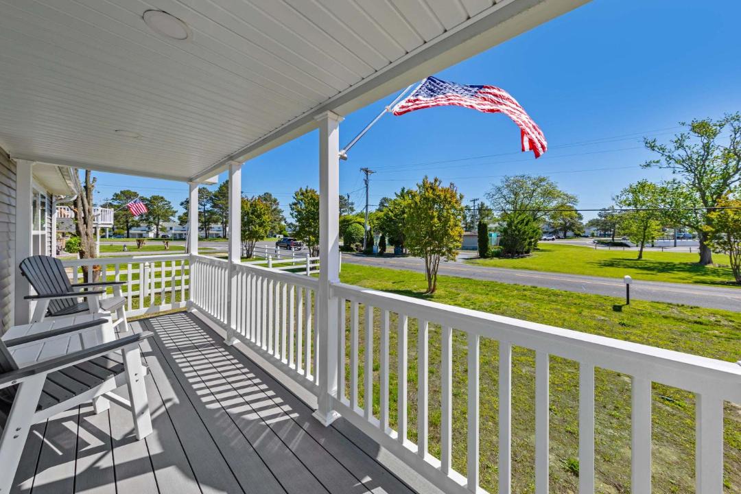 Photo of Patio Balcony in Keen-Wik On the Bay