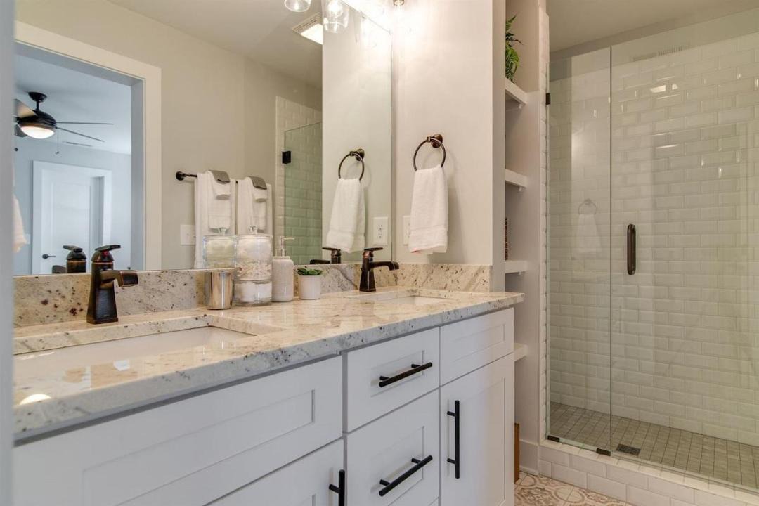 Photo of Bathroom in Hope Gardens
