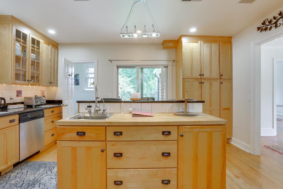 Photo of Kitchen in Newburgh