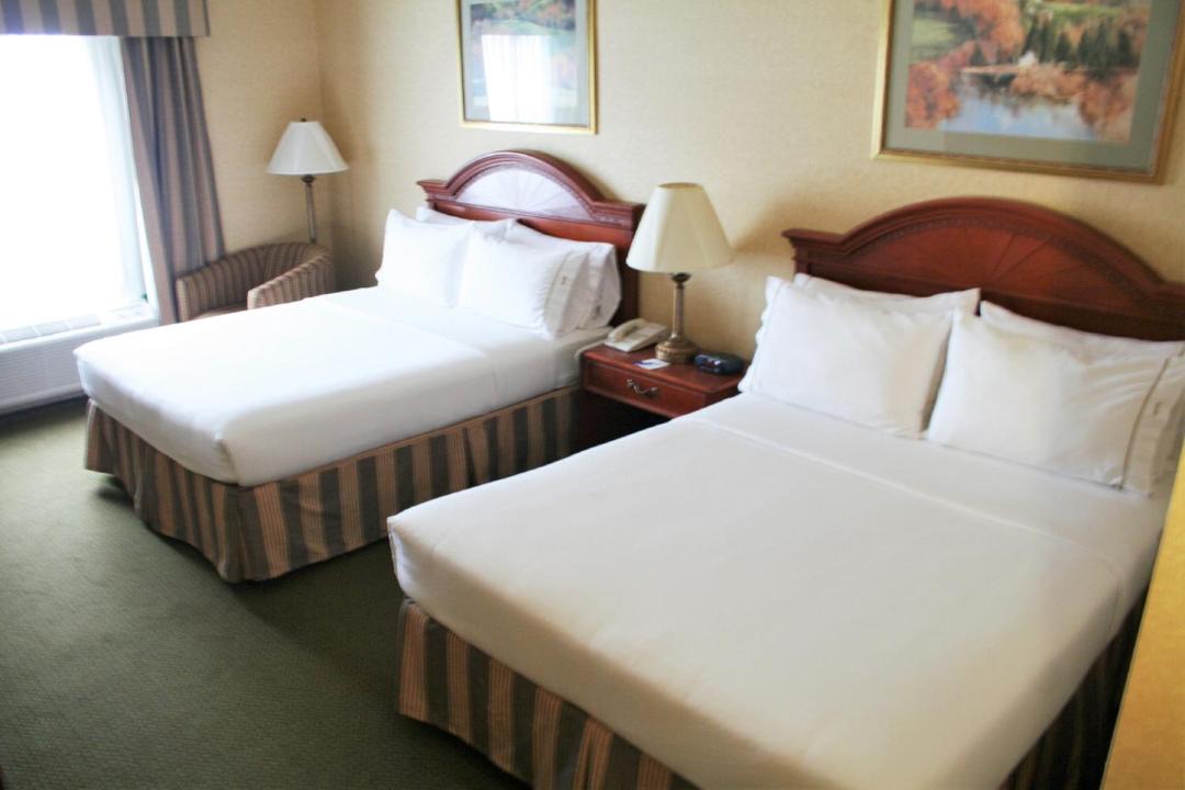 Photo of Bedroom in Drums