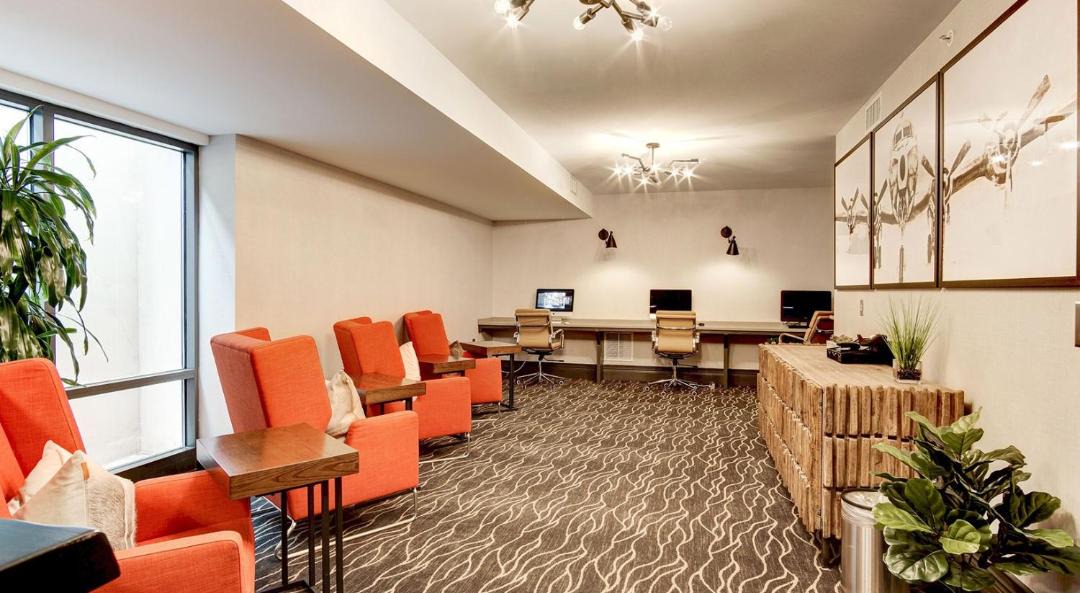 Photo of Livingroom in Navy Yard