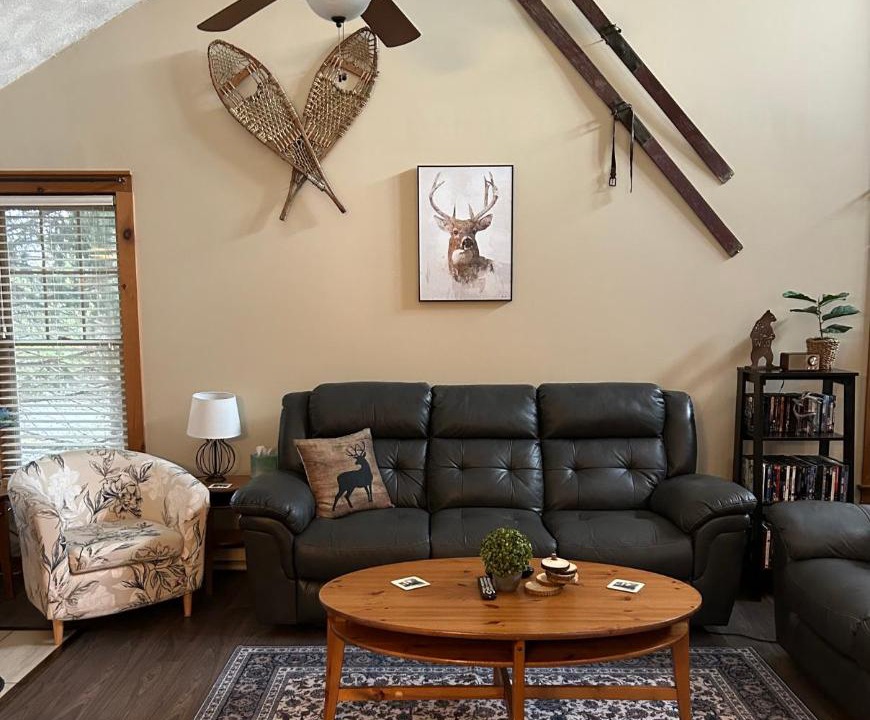 Photo of Livingroom in Tannersville
