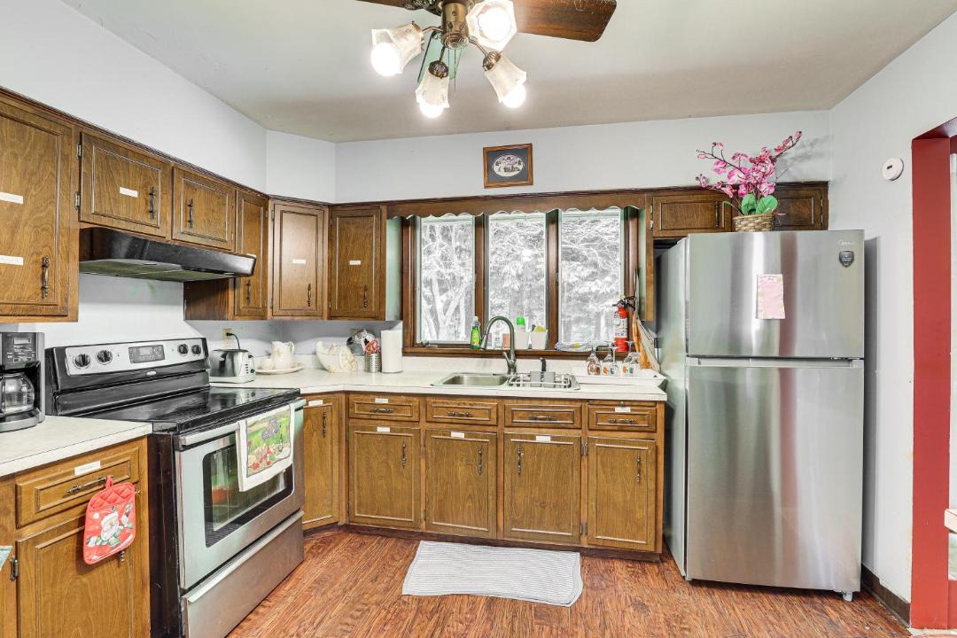 Photo of Kitchen in Grove City