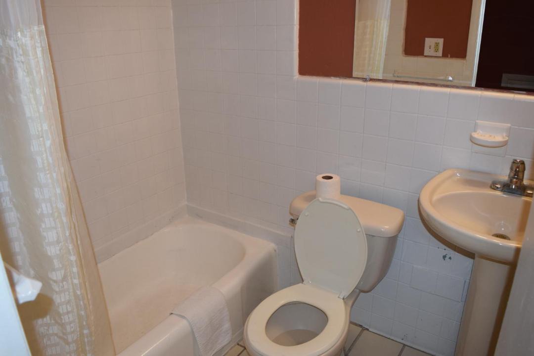 Photo of Bathroom in Deepwater