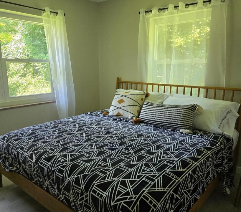 Photo of Bedroom in Roselawn Finance