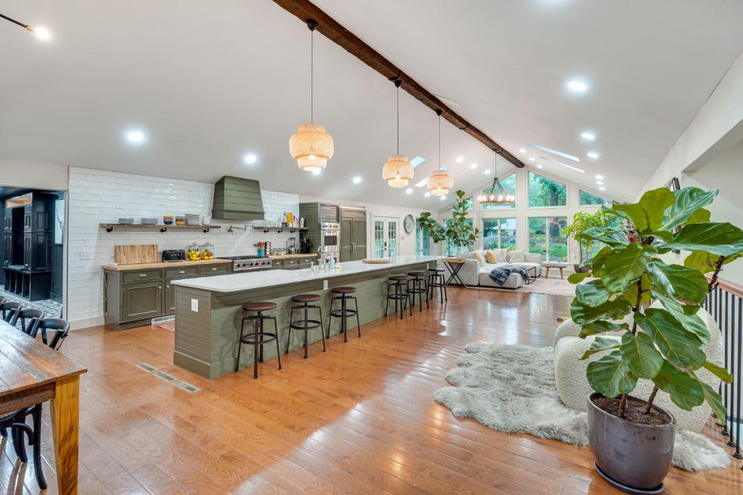 Photo of Kitchen in Falling Waters