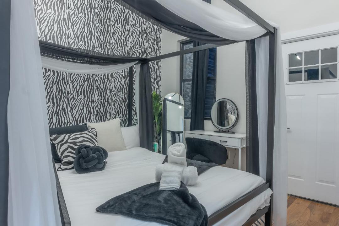 Photo of Bedroom in The Heights