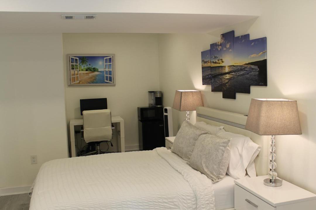 Photo of Bedroom in Oak Hill