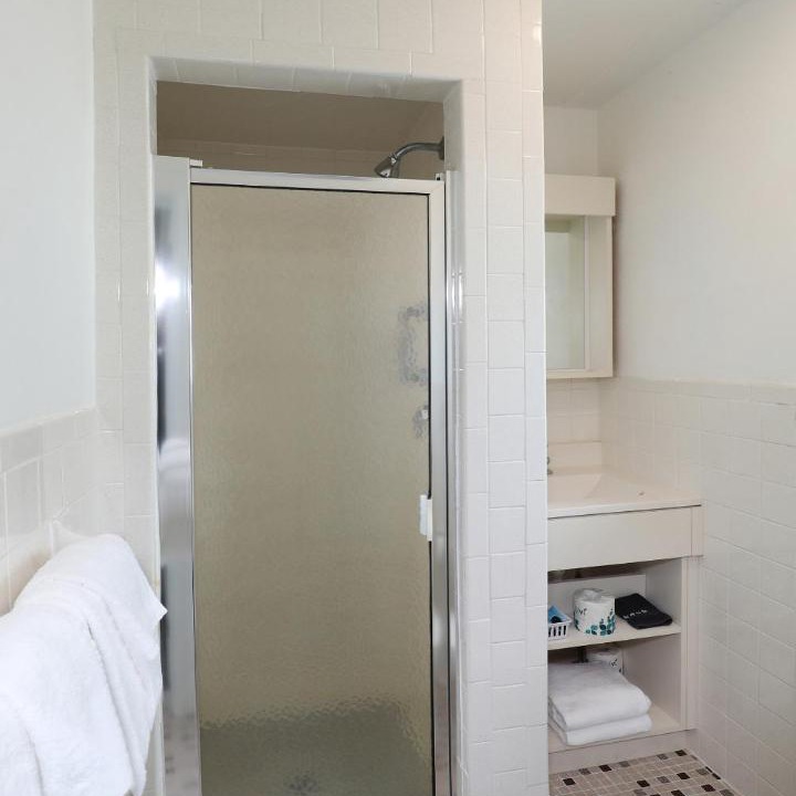 Photo of Bathroom in Stone Harbor