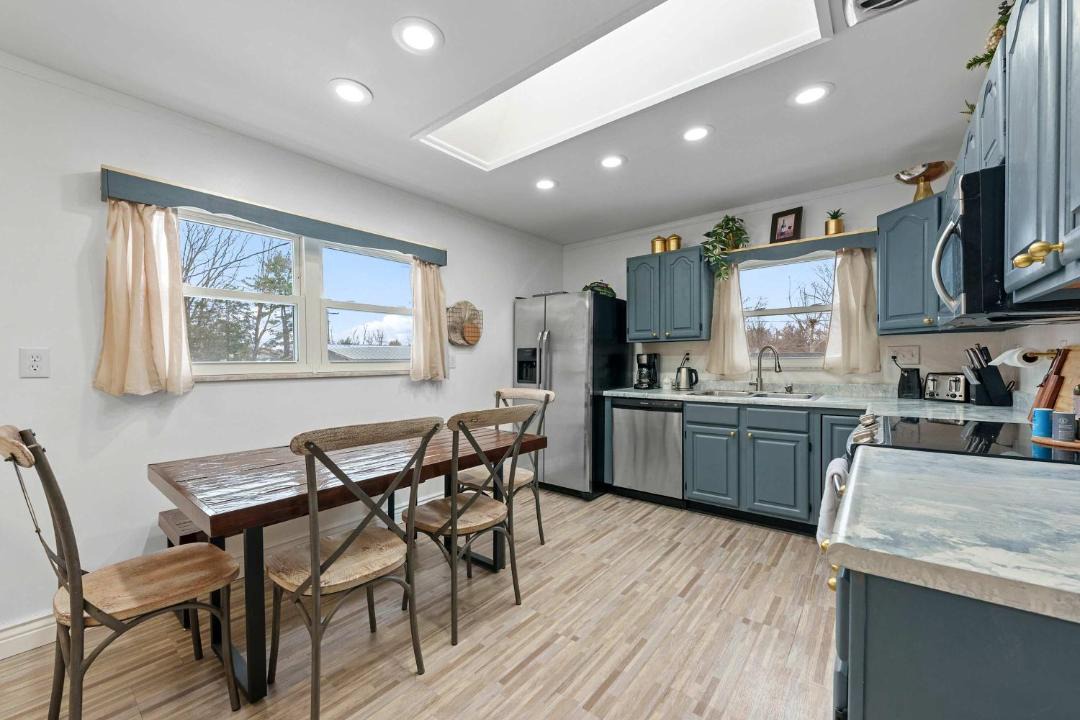 Photo of Kitchen in Royal Manor