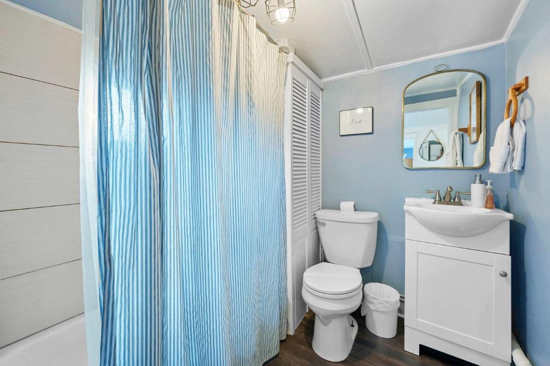Photo of Bathroom in Merion Village