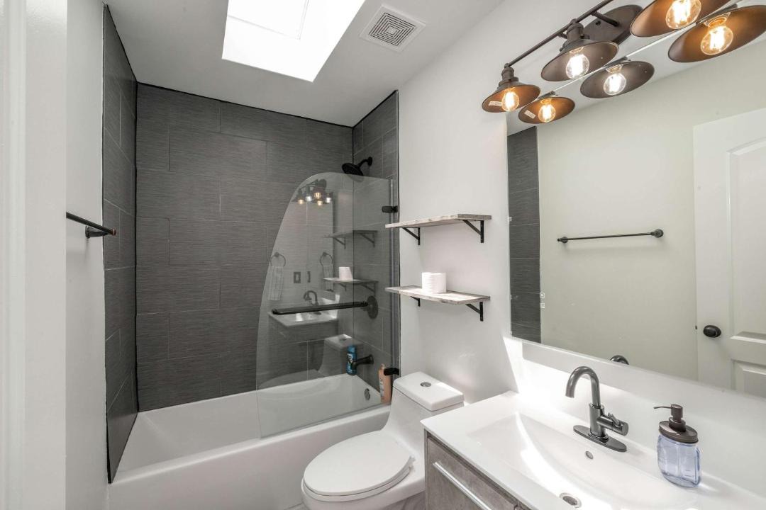 Photo of Bathroom in Mason