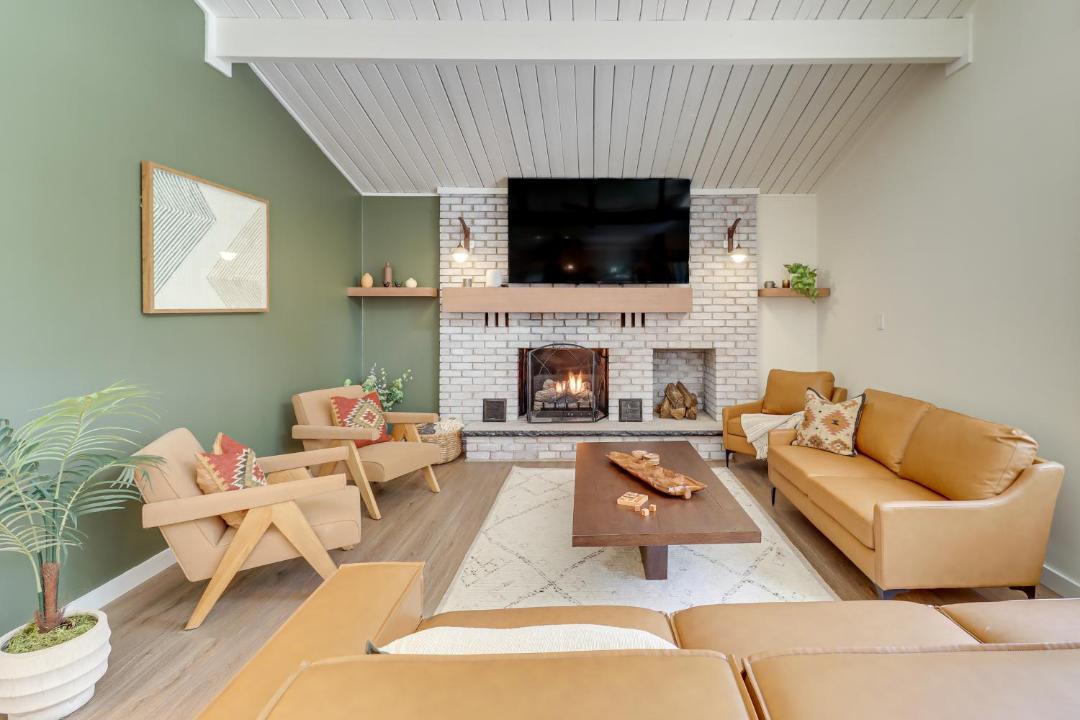 Photo of Livingroom in East Stroudsburg