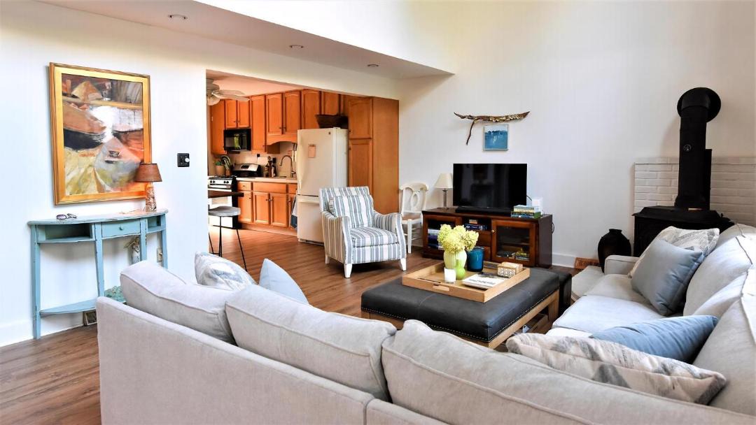 Photo of Livingroom in Cape May Point