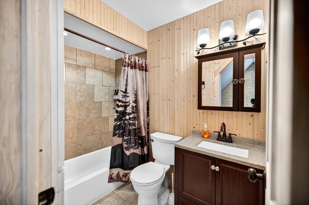Photo of Bathroom in Lake Ariel