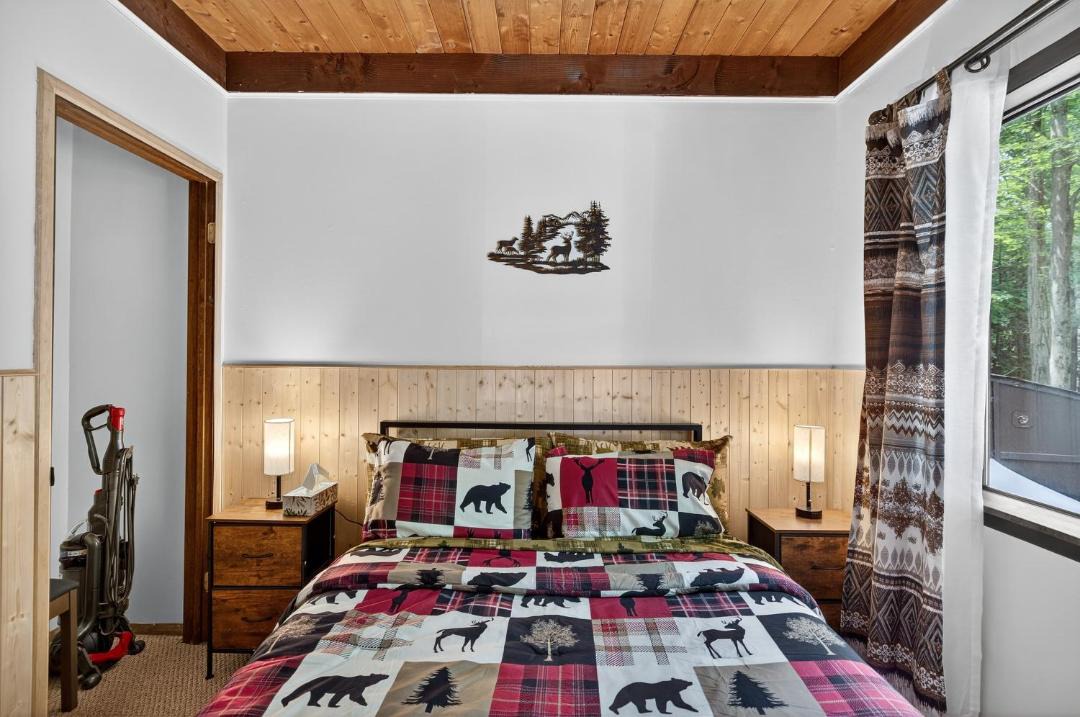 Photo of Bedroom in Lake Ariel