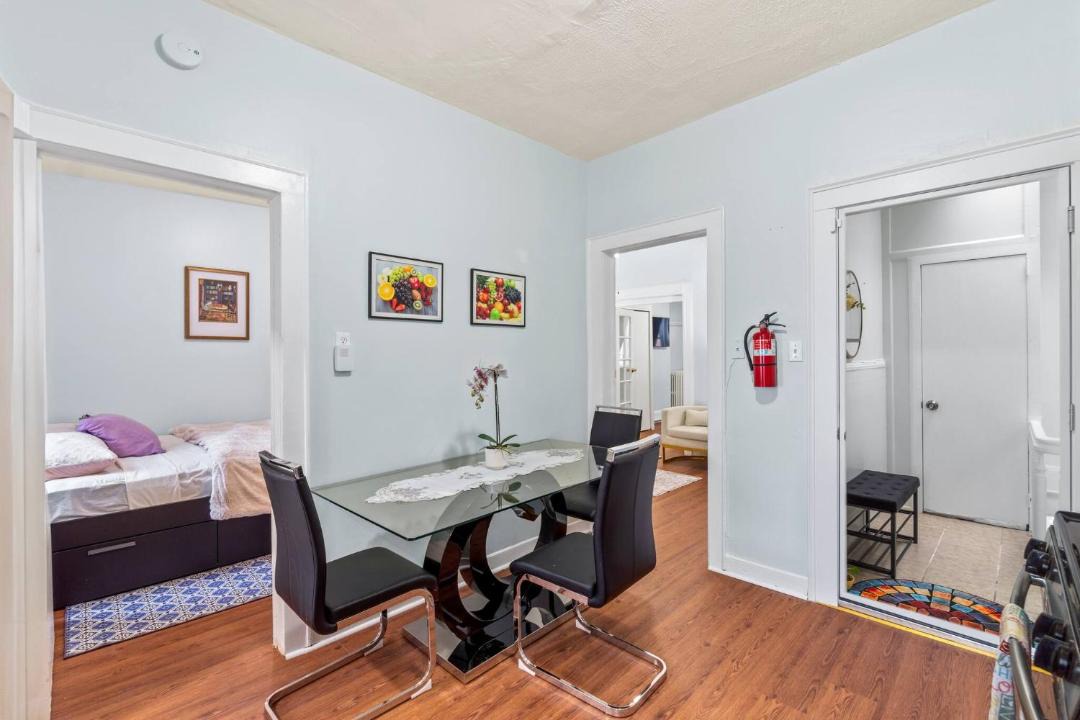 Photo of Bedroom in Guttenberg