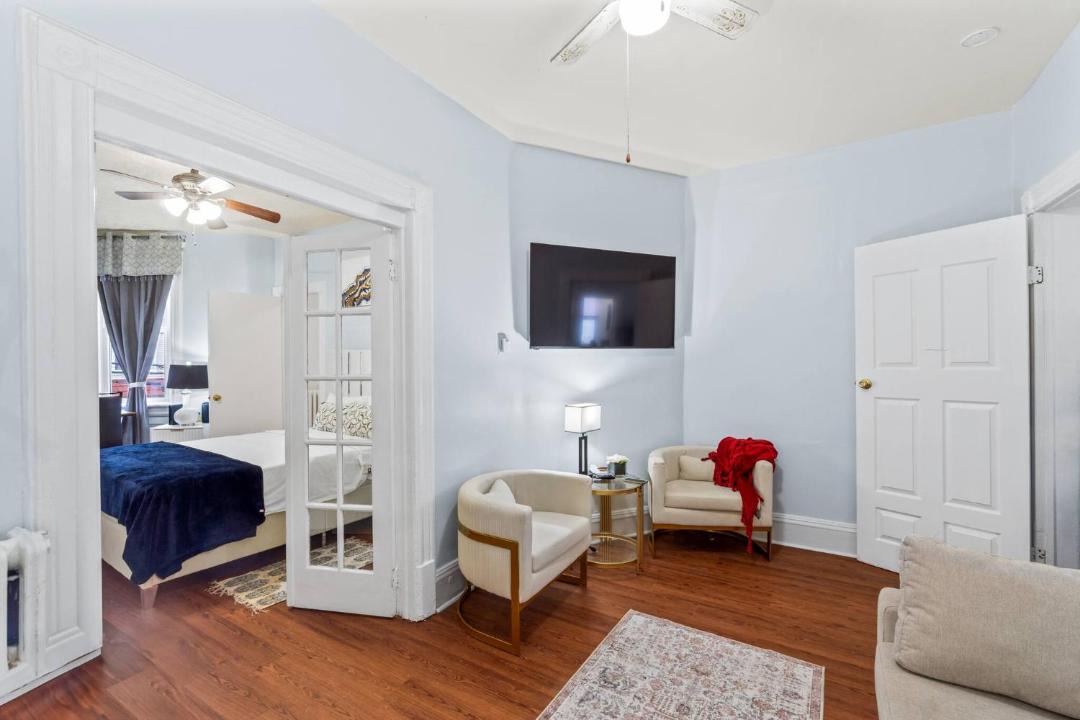Photo of Bedroom in Guttenberg