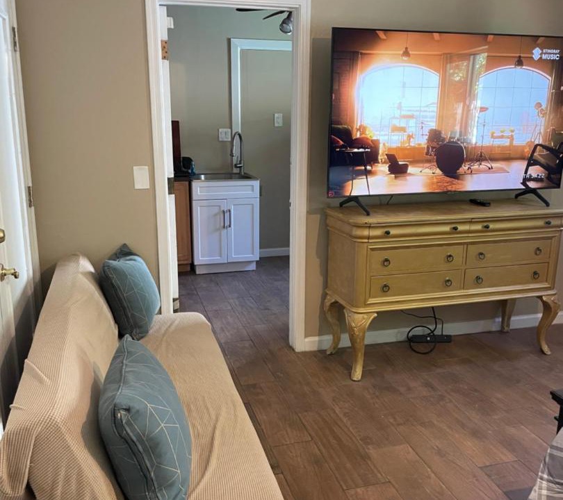 Photo of Livingroom in F. Q. Story