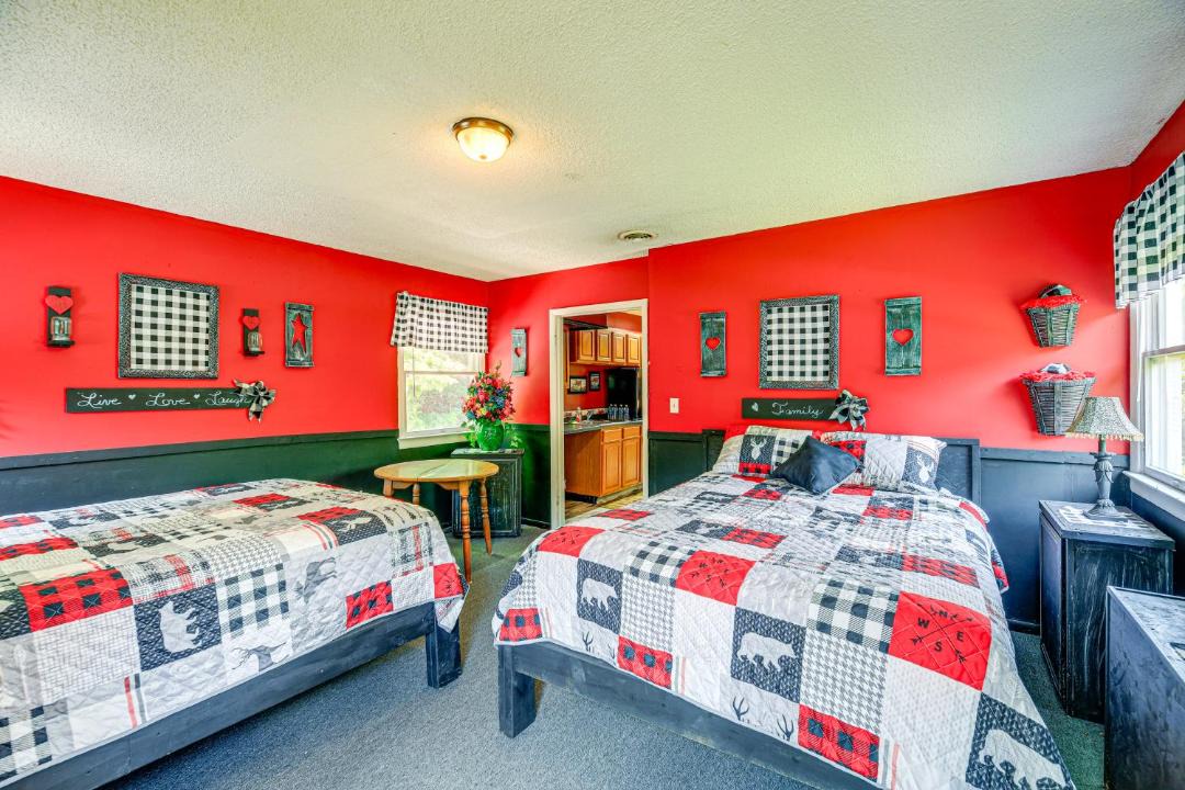 Photo of Bedroom in Matewan