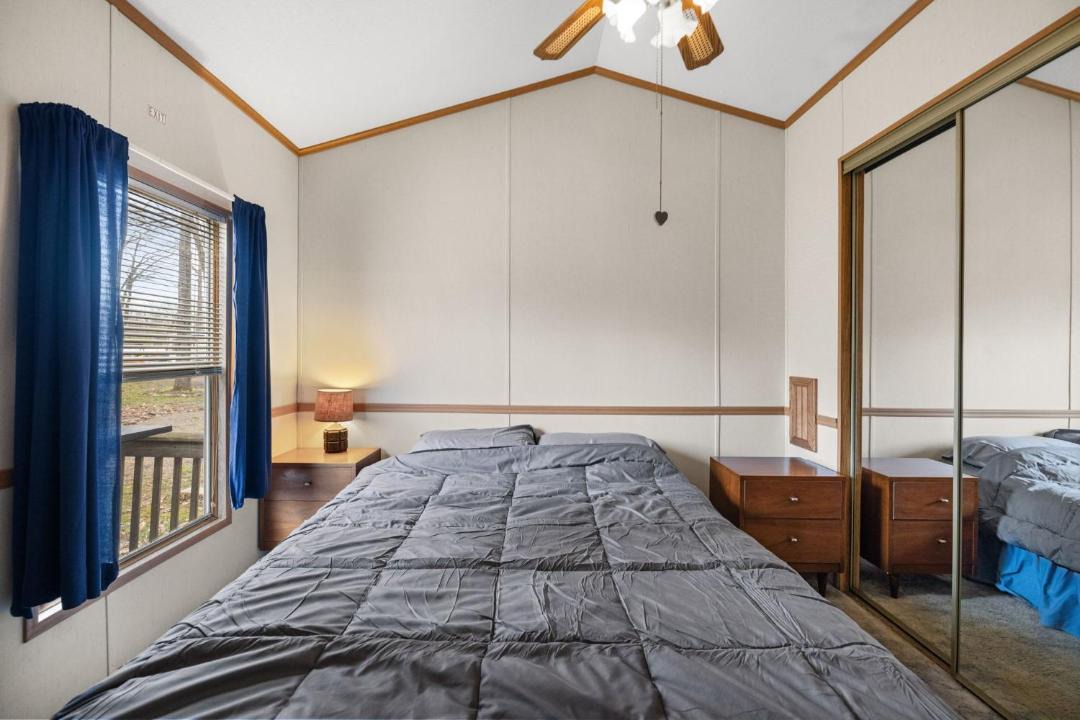 Photo of Bedroom in Russell