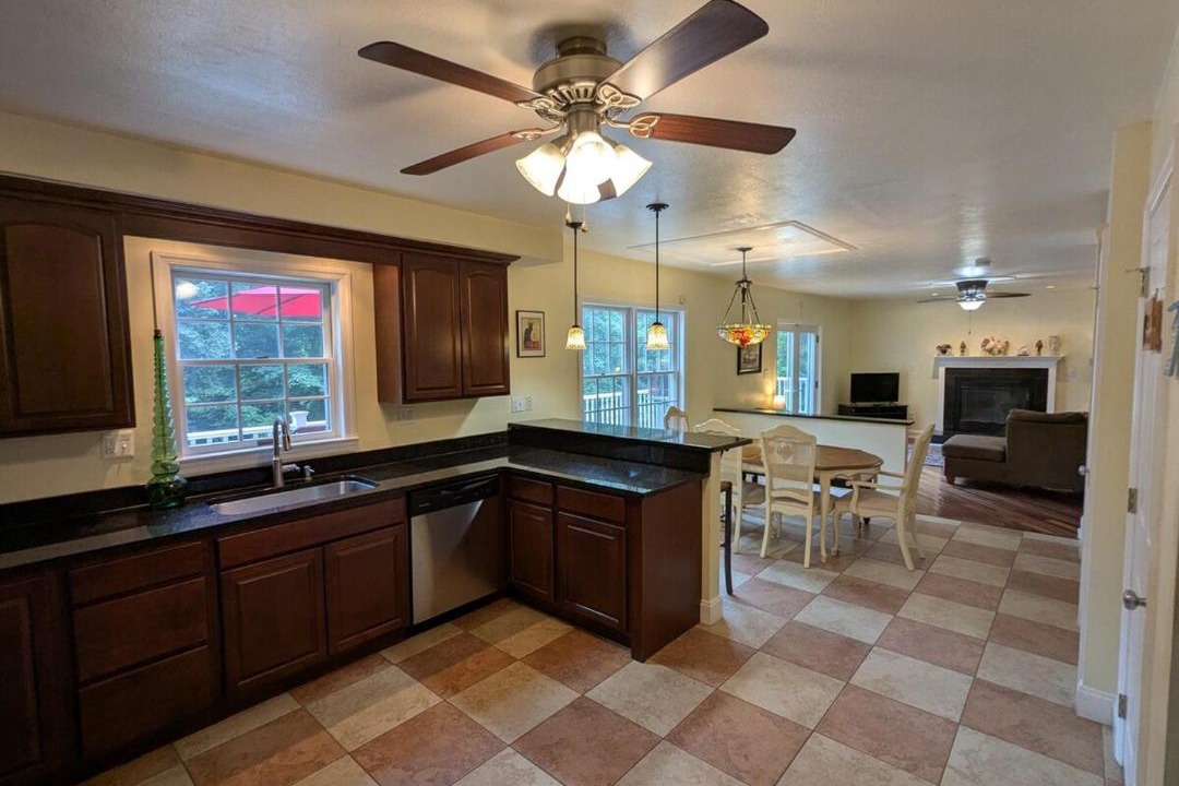 Photo of Kitchen in Dellslow