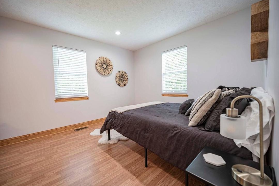 Photo of Bedroom in Smithville