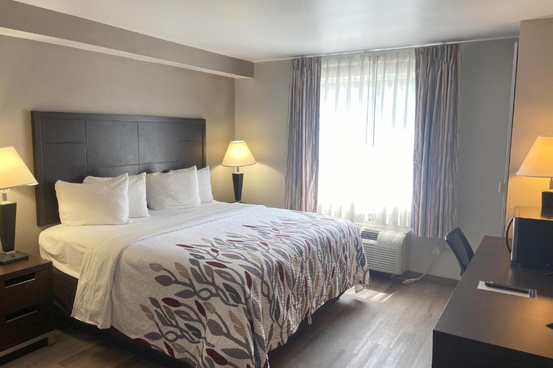 Photo of Bedroom in Ross Township