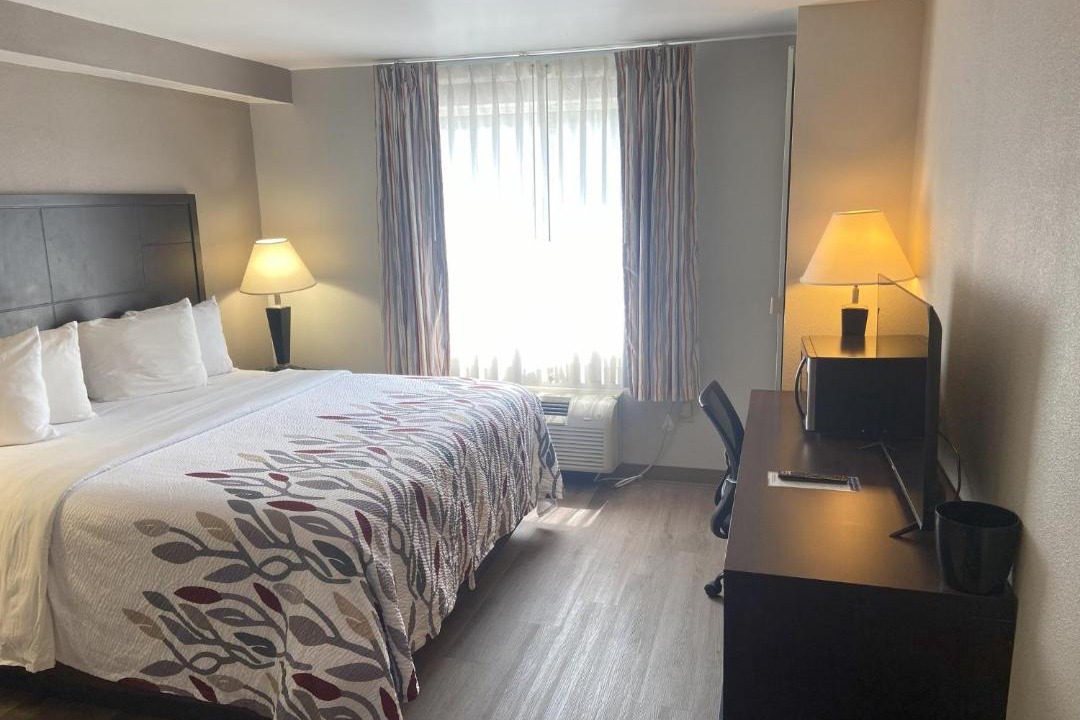 Photo of Bedroom in Ross Township