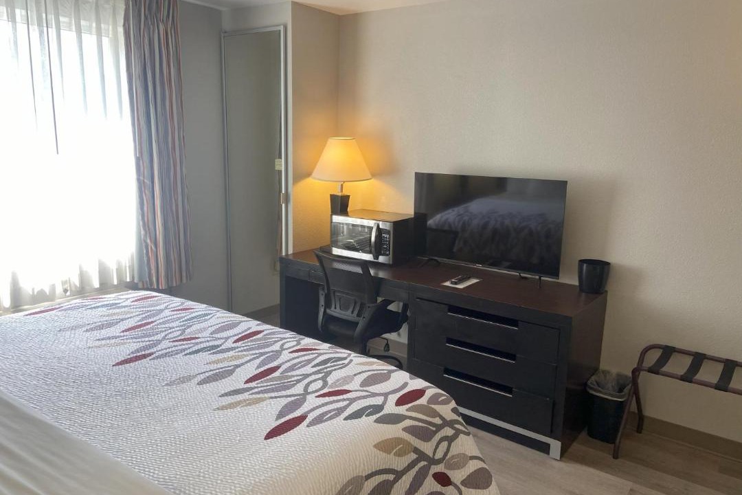 Photo of Bedroom in Ross Township